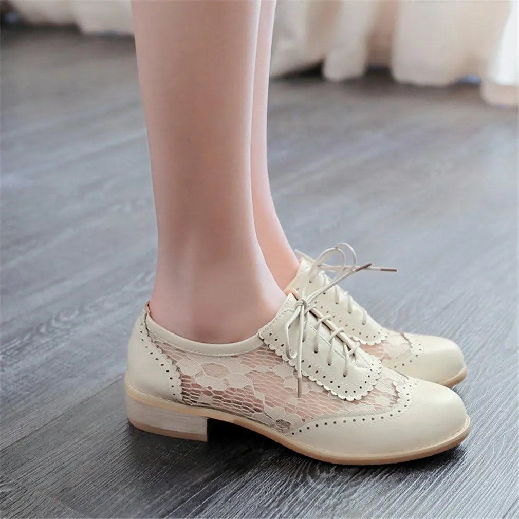 ELFY Women's Perforated Lace-up Wingtip Close Front Brogue Shoes Vintage Lace Oxford Shoes