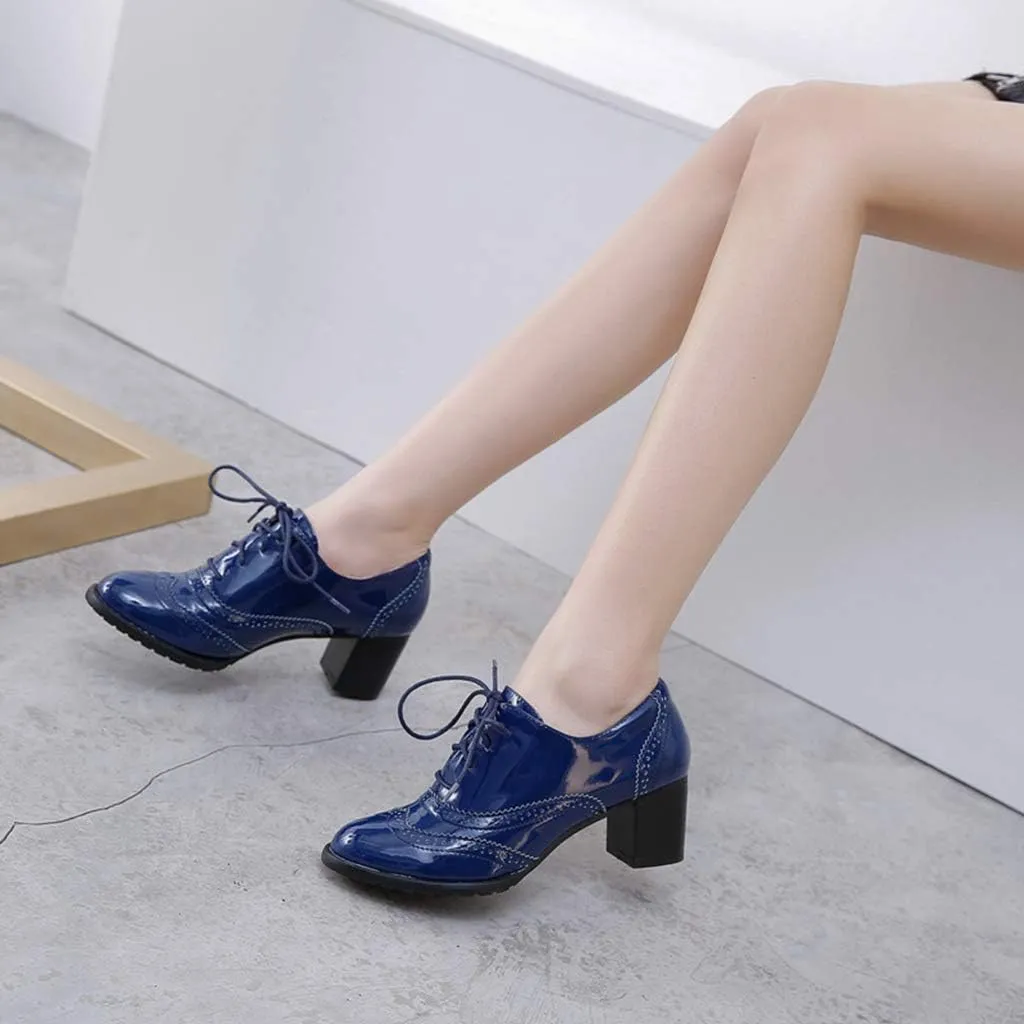 MIOKE Women's Chunky Block Heel Pump Oxfords Wingtip Lace Up Patent Leather Vintage Brogues Dress Shoes